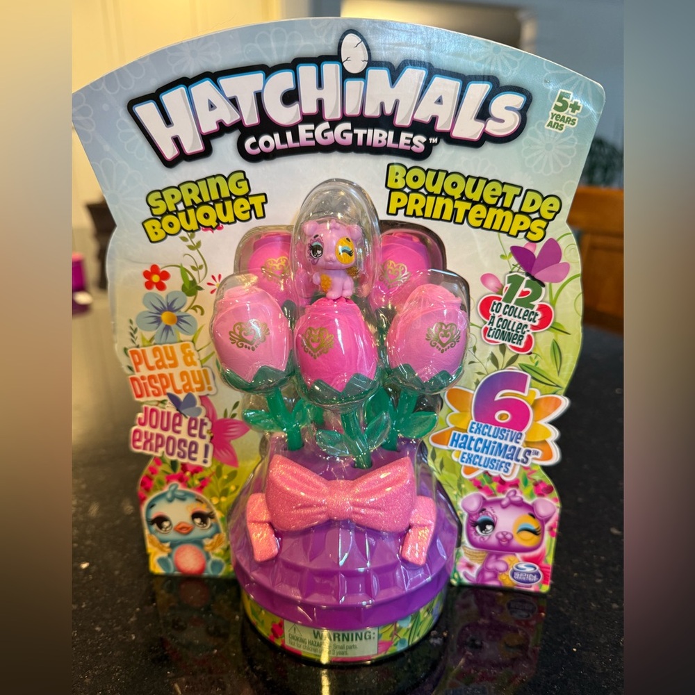 Hatchimals CollEGGtibles Spring Bouquet Playset - Pink and Purple
